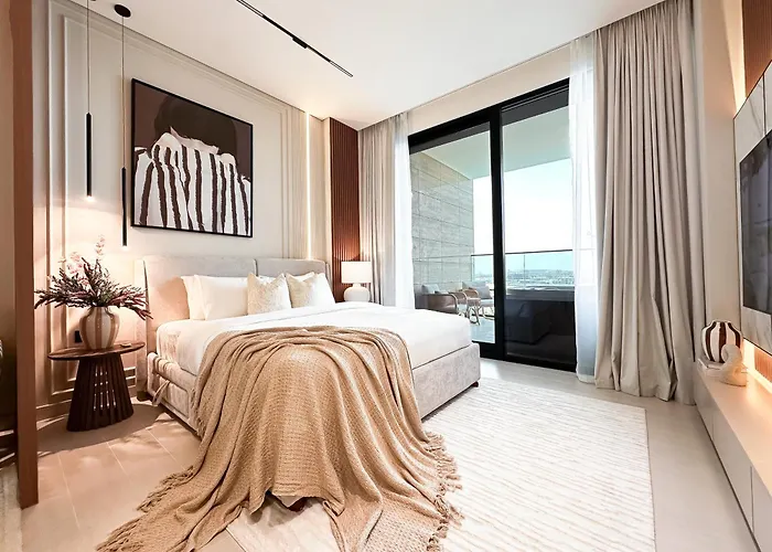 Luxe Living In The Heart Of Bbay W Jacuzzi
