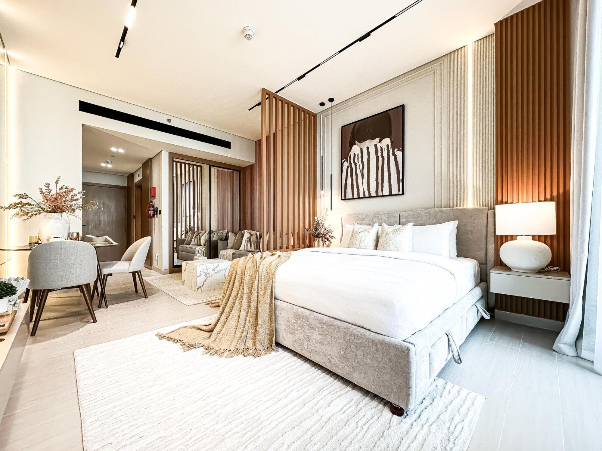 Luxe Living In The Heart Of Bbay W Jacuzzi * Dubai