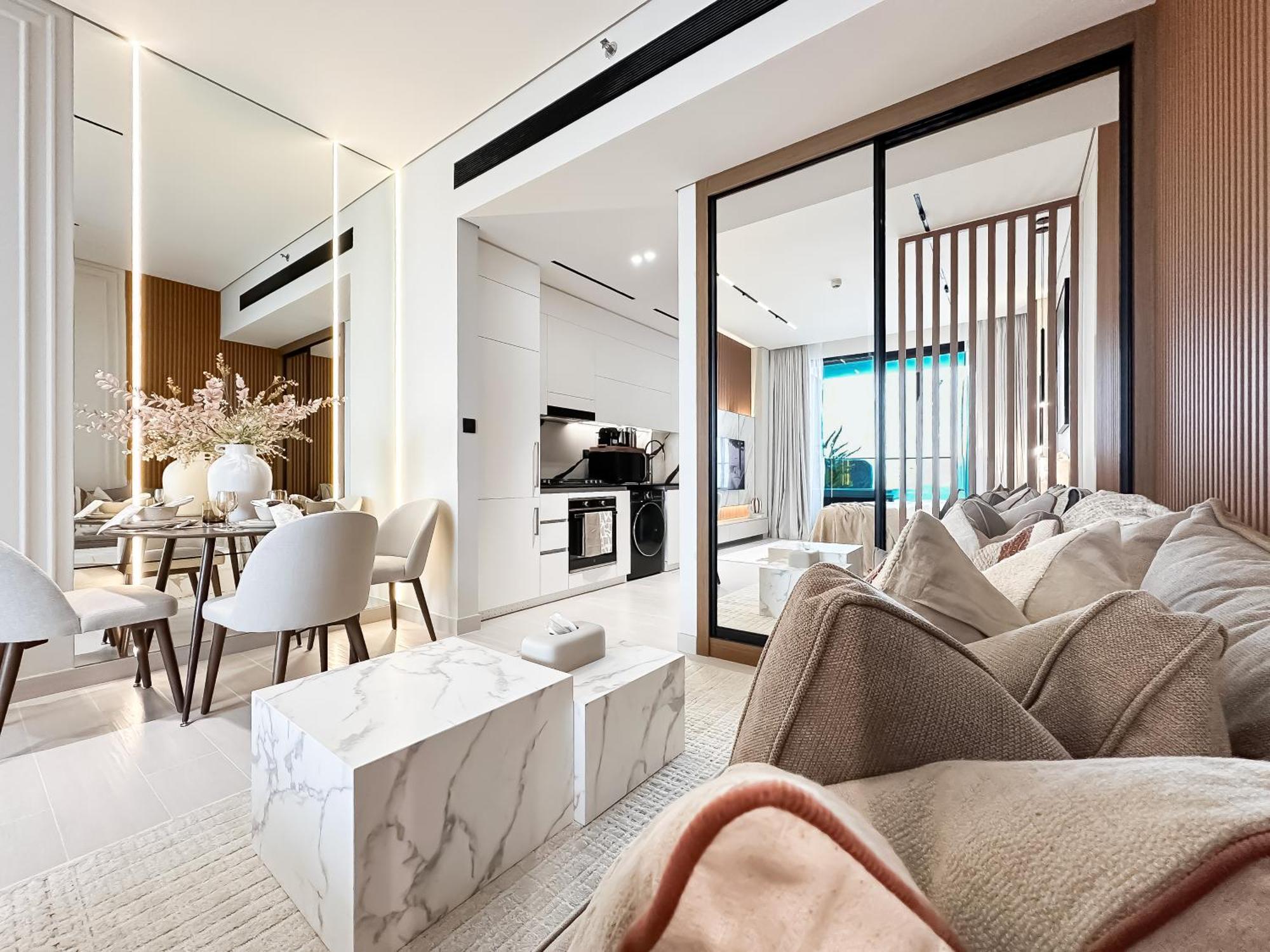 Luxe Living In The Heart Of Bbay W Jacuzzi Apartment