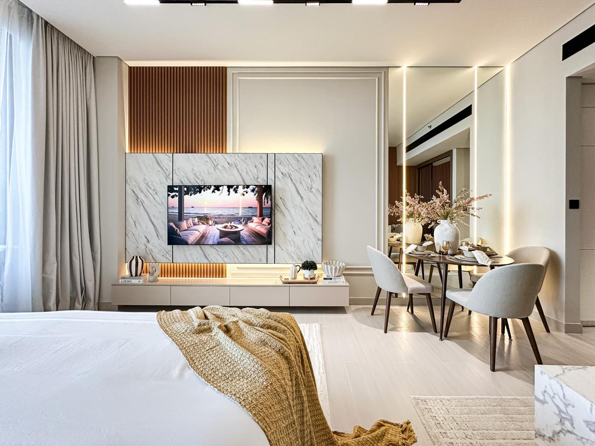 Luxe Living In The Heart Of Bbay W Jacuzzi Dubai